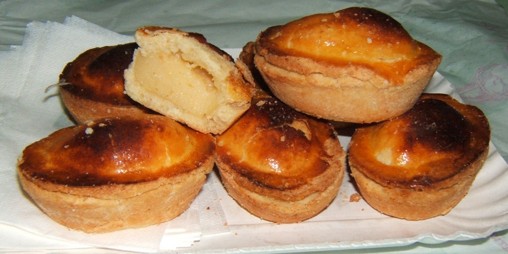 Pasticciotto leccese, a typical pastry from Lecce Italy